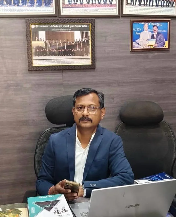 Sanjeev Kumar Gupta — Co-Founder of Puran Auto Sales, Jaipur